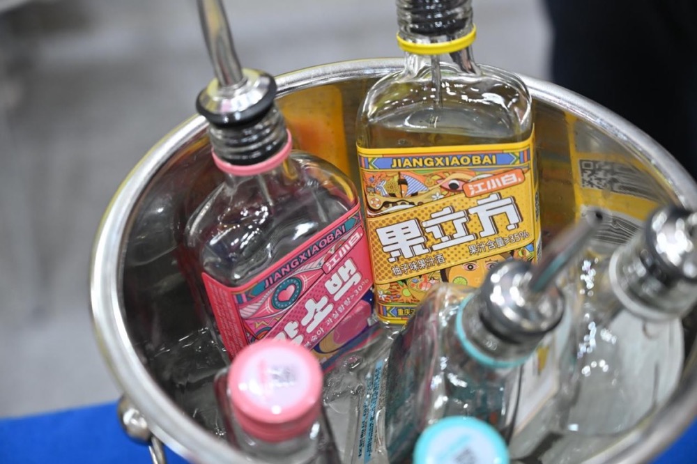 传统酒企八连跌时，果立方为何能单店月销20万？