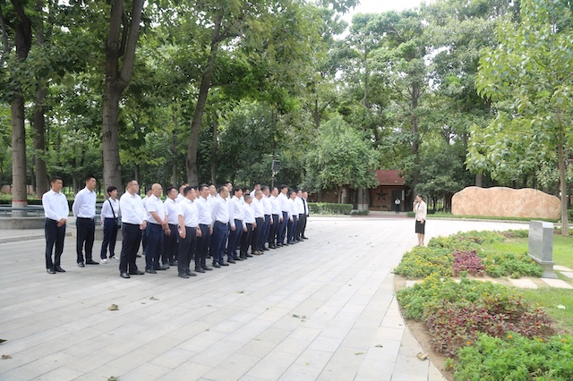 中建六局土木公司赴兰考学习焦裕禄精神